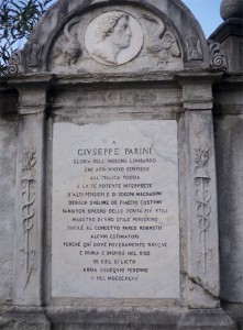 Monumento Parini in Piazza Vittoria